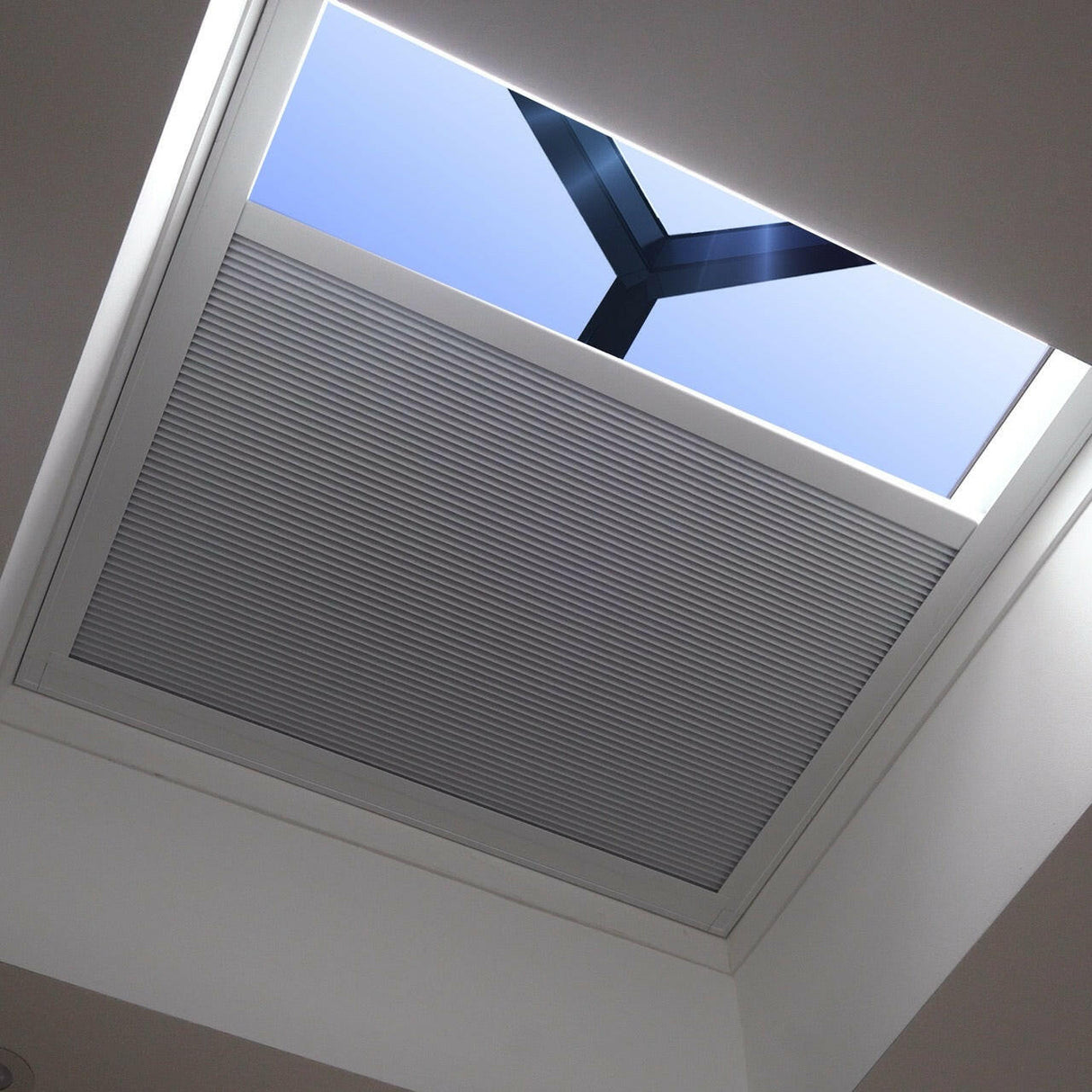 Custom Size Manual Blinds for Roof Lanterns Calculator.