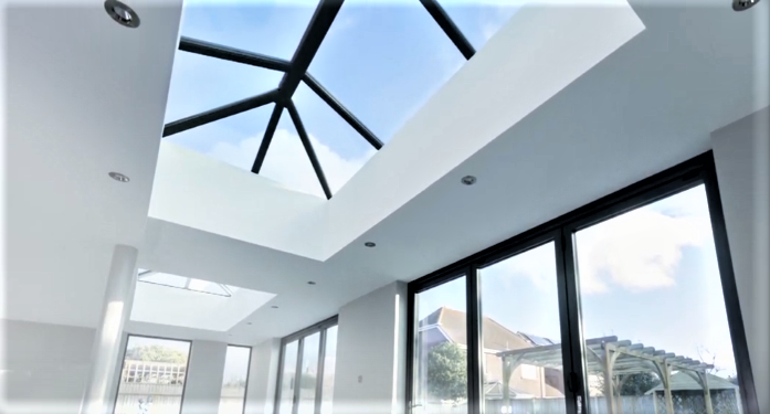 1000 x 4000 mm Stratus Aluminium Roof Lantern Style 5 (Traditional).